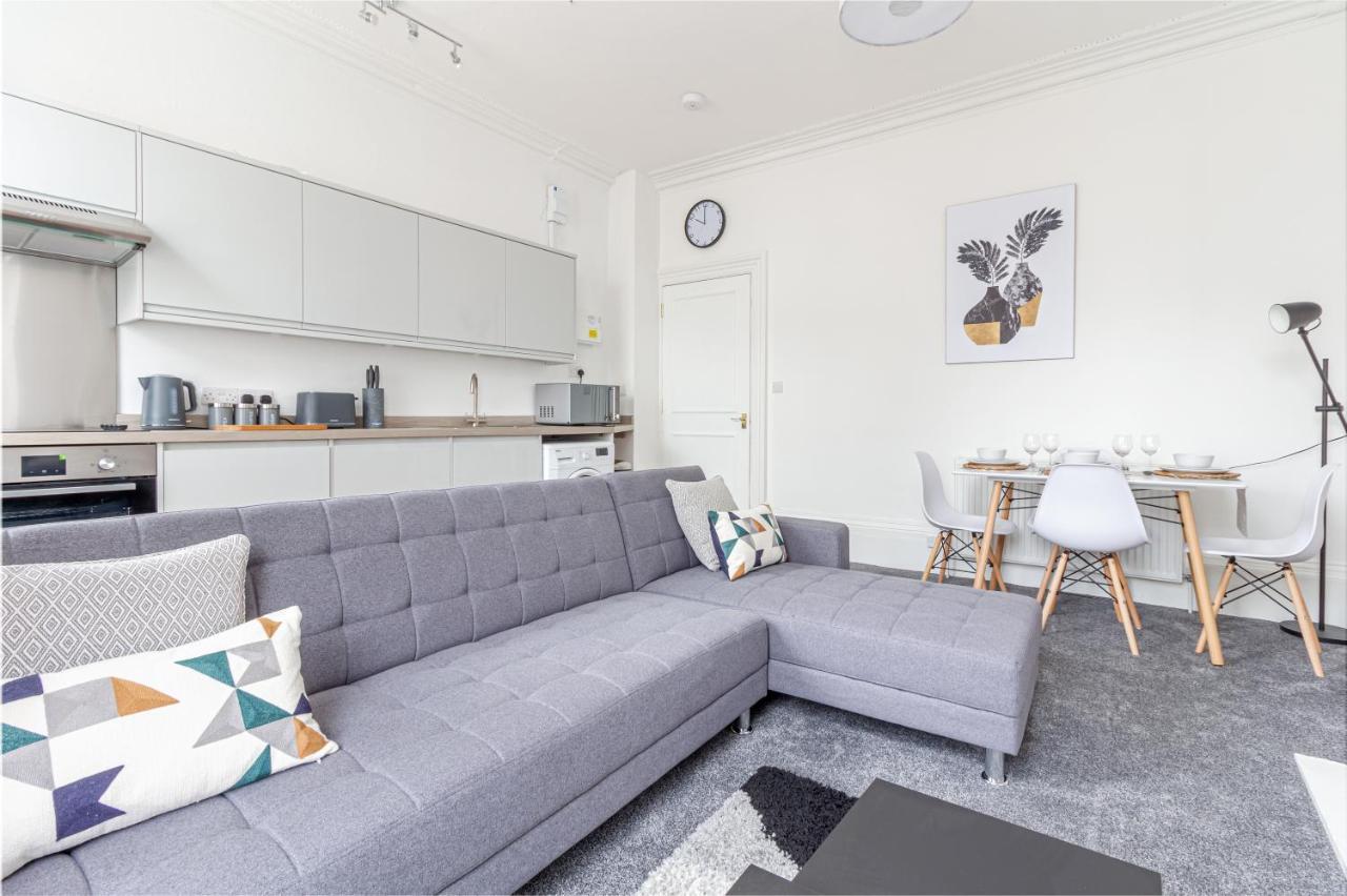 Host & Stay - Montpellier Villa Apartment Cheltenham Exterior photo