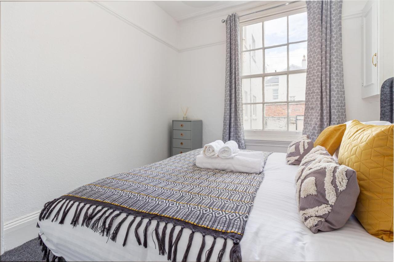 Host & Stay - Montpellier Villa Apartment Cheltenham Exterior photo