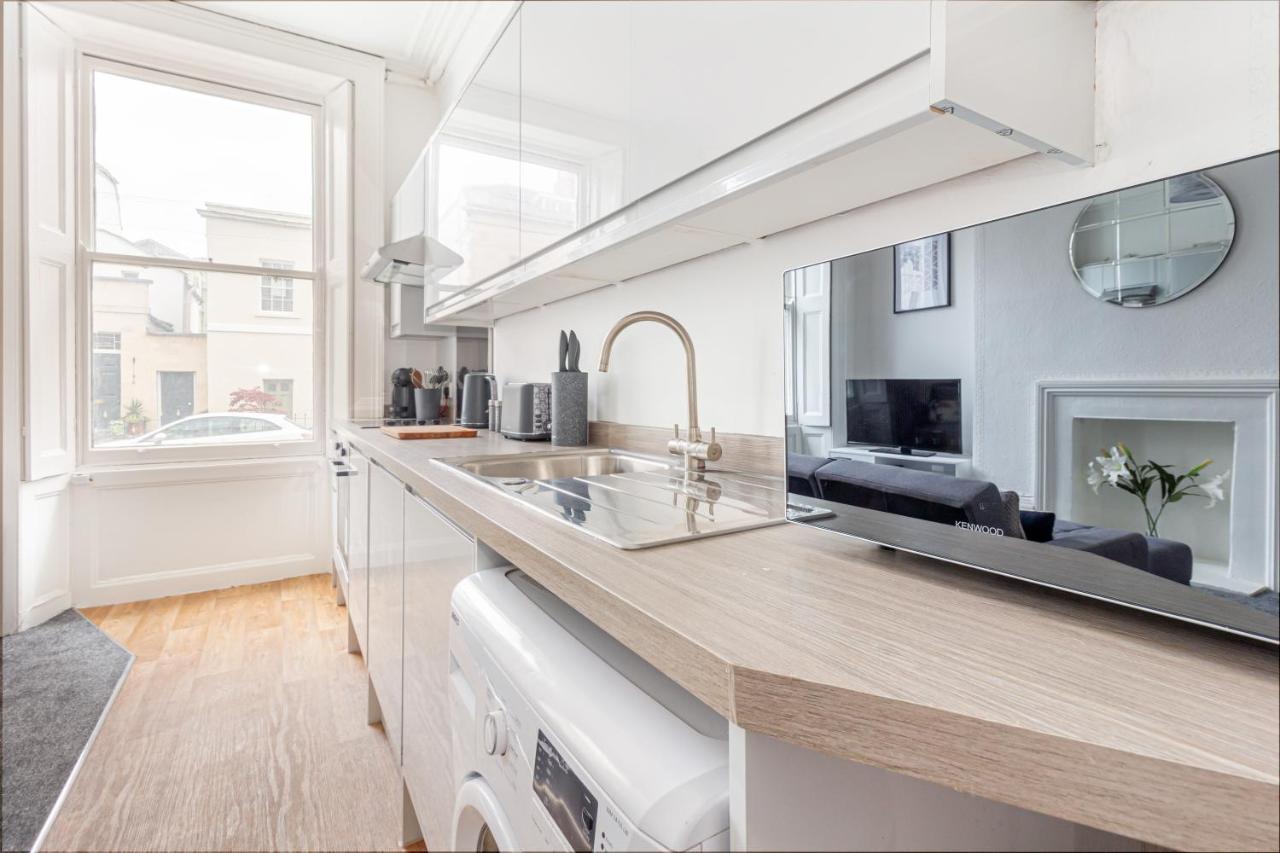 Host & Stay - Montpellier Villa Apartment Cheltenham Exterior photo